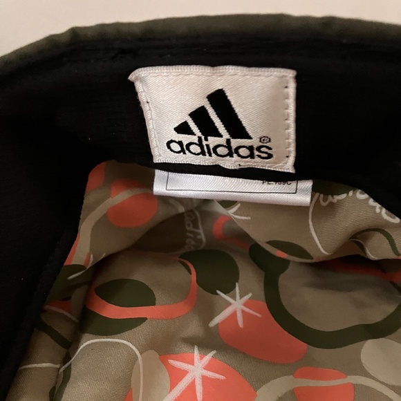 Adidas Green Cadet Hat with Embroidered Logo - Picture 9 of 9